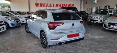 2022-Volkswagen-Polo-10-TSI-Life_16