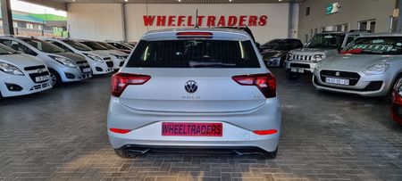 2022-Volkswagen-Polo-10-TSI-Life_1