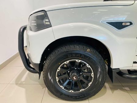 2026-Mahindra-Pik-Up-22-mHawk-S6-Karoo-Auto-Double-Cab_6