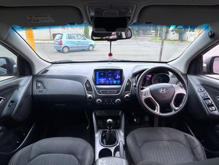2015-Hyundai-ix35-20-Premium_8