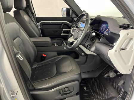 2020-Land-Rover-Defender-110-D240-SE-177kW_9