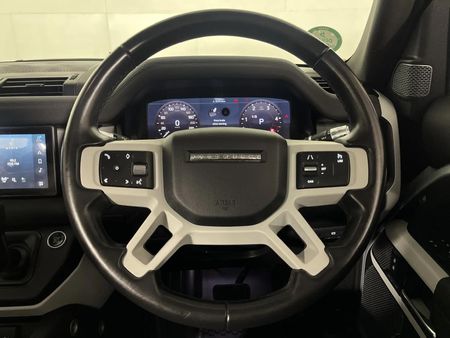 2020-Land-Rover-Defender-110-D240-SE-177kW_13