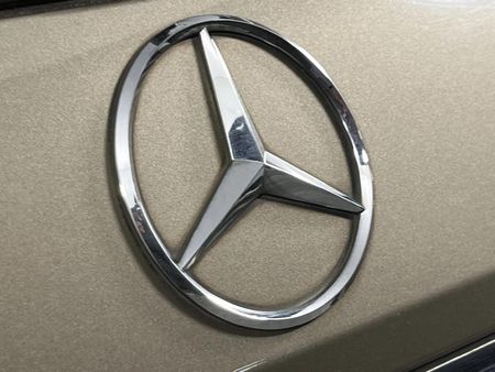 2009-Mercedes-Benz-GL-320-CDI_10