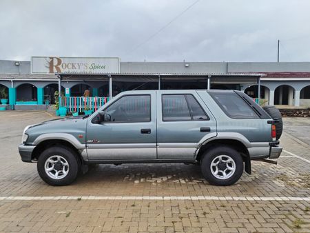 2002-Isuzu-Frontier-280-DT-LX_2