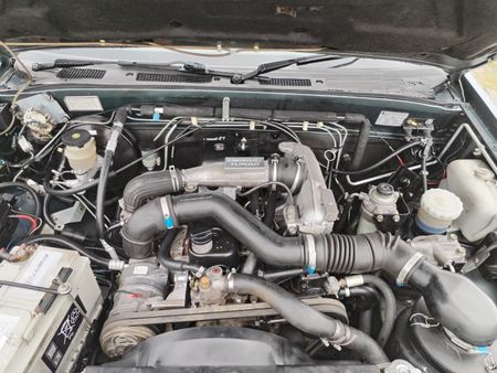 2002-Isuzu-Frontier-280-DT-LX_5