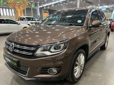 2014-Volkswagen-Tiguan-20-TDI-Sport-Style-4Motion-Auto_2