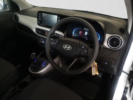 2026-Hyundai-Exter-12-Premium-Auto_11