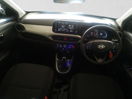 2026-Hyundai-Exter-12-Premium-Auto_17