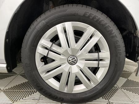 2023-Volkswagen-Polo-Vivo-14-Trendline-5-dr_4