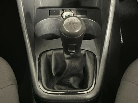 2023-Volkswagen-Polo-Vivo-14-Trendline-5-dr_7