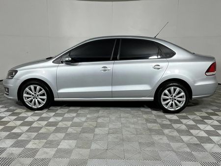 2017-Volkswagen-Polo-GP-16-Comfortline-Auto_18