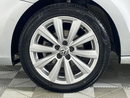 2017-Volkswagen-Polo-GP-16-Comfortline-Auto_4