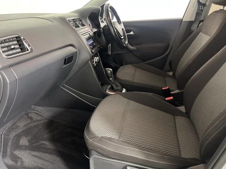 2017-Volkswagen-Polo-GP-16-Comfortline-Auto_8