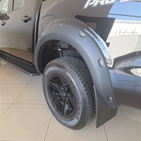 2026-Nissan-Navara-Demo-25-DDTi-PRO-2X-Auto-Double-Cab_21
