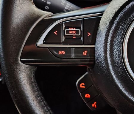 2022-Suzuki-Jimny-15-GLX-Auto_13