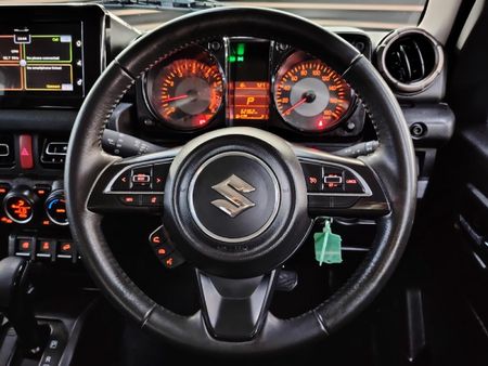 2022-Suzuki-Jimny-15-GLX-Auto_16