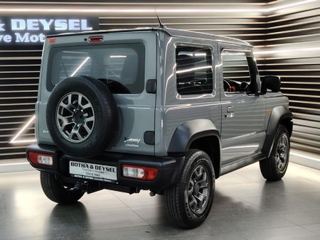 2022-Suzuki-Jimny-15-GLX-Auto_5
