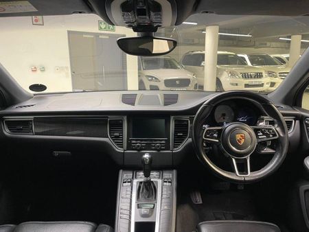 2014-Porsche-Macan-S-Diesel_8