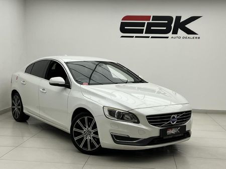 2015-Volvo-S60-T3-Excel-Auto_0
