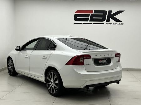 2015-Volvo-S60-T3-Excel-Auto_3