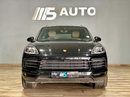 2022-Porsche-Cayenne-Auto_1