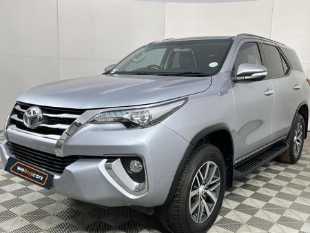 2017-Toyota-Fortuner-28-GD-6-Raised-Body_0
