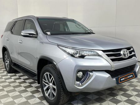 2017-Toyota-Fortuner-28-GD-6-Raised-Body_15