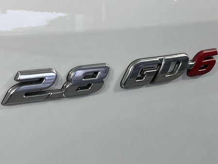2022-Toyota-Fortuner-28-GD-6-4x4-Auto_11