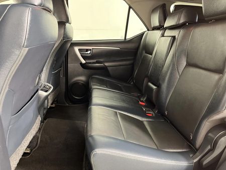 2022-Toyota-Fortuner-28-GD-6-4x4-Auto_3