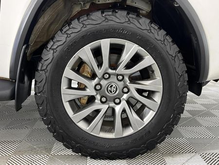 2022-Toyota-Fortuner-28-GD-6-4x4-Auto_4