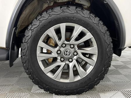 2022-Toyota-Fortuner-28-GD-6-4x4-Auto_5