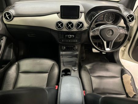 2013-Mercedes-Benz-B-Class-B-200-BE-Auto_11
