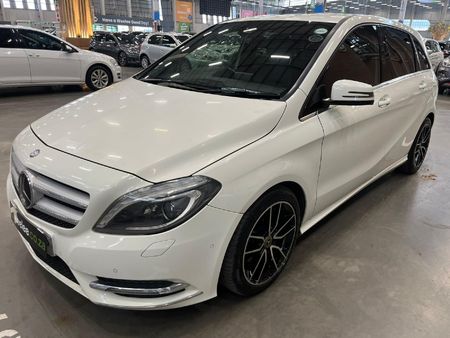 2013-Mercedes-Benz-B-Class-B-200-BE-Auto_2