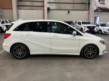 2013-Mercedes-Benz-B-Class-B-200-BE-Auto_7