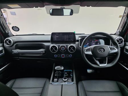 2025-BAIC-B40-20T-Plus-Champion-Auto_10