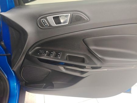 2021-Ford-EcoSport-10-EcoBoost-Titanium_24