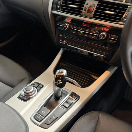 2016-BMW-X3-xDrive20d-Exclusive-Auto_9