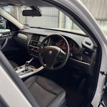 2016-BMW-X3-xDrive20d-Exclusive-Auto_6
