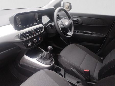 2026-Hyundai-Exter-12-Premium_18