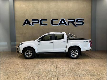 2022-Isuzu-D-Max-300-LX-4x4-Auto-Double-Cab_3
