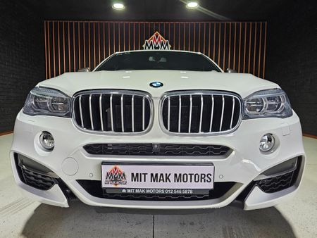 2016-BMW-X6-M50d_4