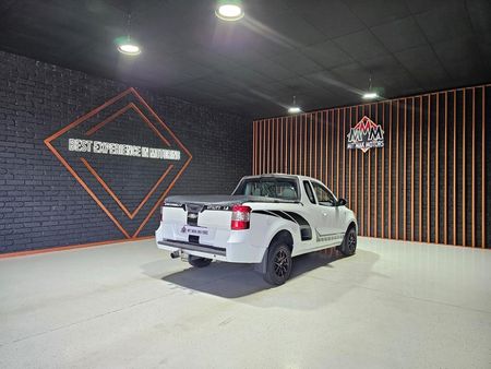 2013-Chevrolet-Utility-18-Club_19