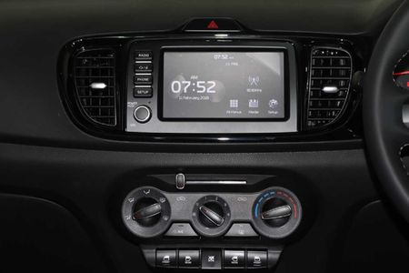 2026-Kia-Pegas-14-EX-Auto_11