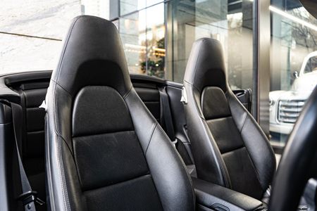 2015-Porsche-911-Carrera-4S-Cabriolet-Auto_11