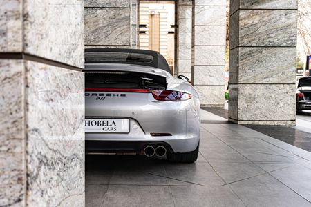 2015-Porsche-911-Carrera-4S-Cabriolet-Auto_18
