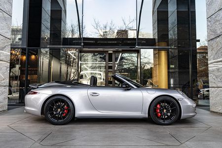 2015-Porsche-911-Carrera-4S-Cabriolet-Auto_1