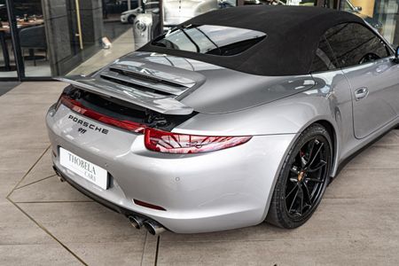 2015-Porsche-911-Carrera-4S-Cabriolet-Auto_5