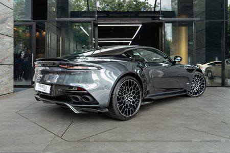 2024-Aston-Martin-DBS-770-Ultimate_3