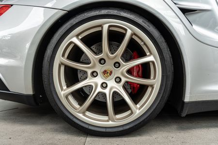 2006-Porsche-911-Turbo_13
