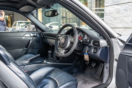 2006-Porsche-911-Turbo_16